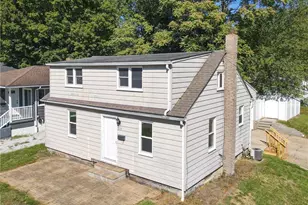 653 Washington Ave, Barberton, OH 44203 - Photo 1