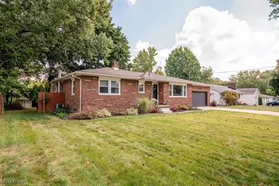368 Knollwood Avenue, Tallmadge, OH 44278 - Photo 1