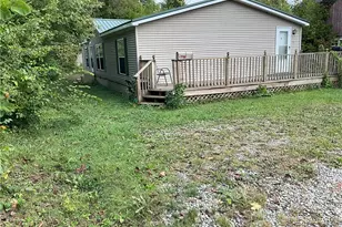 21 Cedar St, New London, OH 44851 - Photo 1