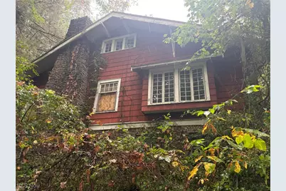 737 Vernon Odom Boulevard, Akron, OH 44307 - Photo 1