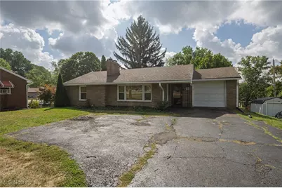 1006 44th Street NW, Canton, OH 44709 - Photo 1