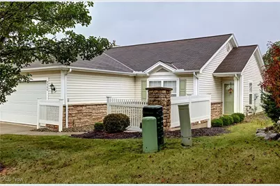 5500 Peachtree Lane S, Parma, OH 44134 - Photo 1