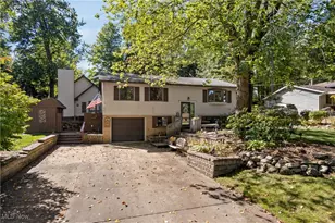 3384 Lullaby Ln, New Franklin, OH 44216 - Photo 1