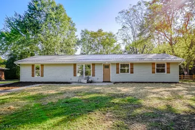 9081 N Bedford Road, Macedonia, OH 44056 - Photo 1