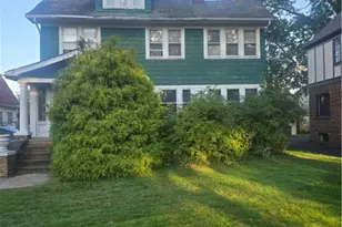 1605 Lewis Dr, Oakwood, OH 44107 - Photo 1