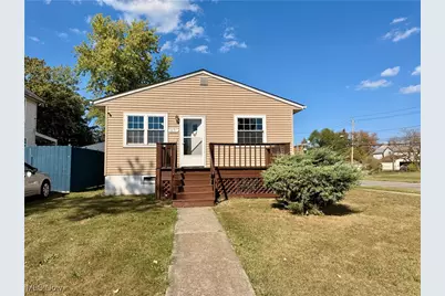1693 E 32nd Street, Lorain, OH 44055 - Photo 1