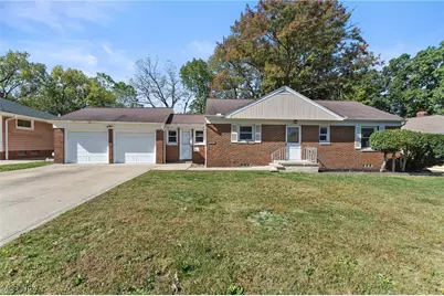 5570 Cumberland Drive, Garfield Heights, OH 44125 - Photo 1