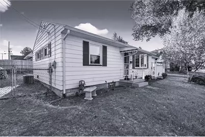 14 N Vine Street, Columbiana, OH 44408 - Photo 1