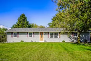 11265 Tritts St NW, Canal Fulton, OH 44614 - Photo 1