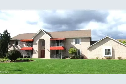 942 Pearson Circle #4, Boardman, OH 44512 - Photo 1