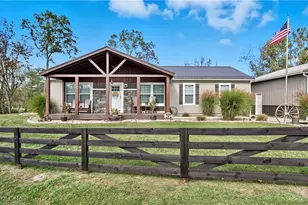 8303 Chandlersville Rd, Chandlersville, OH 43727 - Photo 1