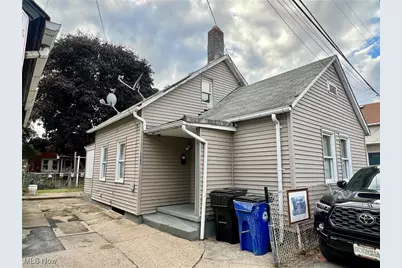 2104 W 34th Place, Loveland, OH 44113 - Photo 1