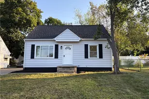 1530 Indianola Ave, Akron, OH 44305 - Photo 1