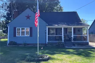 1350 Maplewood Dr, Zanesville, OH 43701 - Photo 1