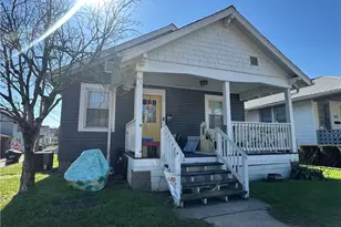 821 Grandview Ave, Coshocton, OH 43812 - Photo 1