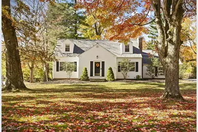 4360 S Hilltop Road, Chagrin Falls, OH 44022 - Photo 1