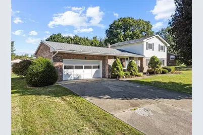 4613 Magnolia Road NE, Canton, OH 44705 - Photo 1