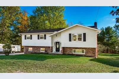 162 E Newman Street, Zanesville, OH 43701 - Photo 1