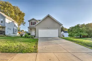 310 Ontario St, Akron, OH 44310 - Photo 1