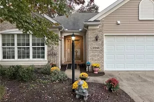 2245 Glenross Dr, Uniontown, OH 44685 - Photo 1