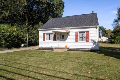 553 Fouse Avenue, Akron, OH 44310 - Photo 1