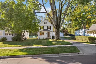 1348 Grant Avenue, Cuyahoga Falls, OH 44223 - Photo 1