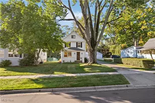 1348 Grant Ave, Cuyahoga Falls, OH 44223 - Photo 1