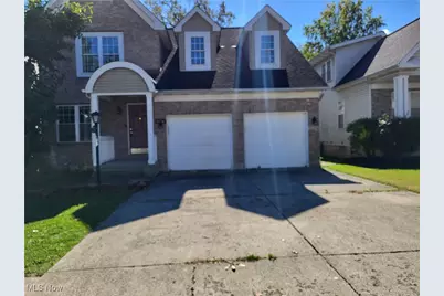 16216 Sunny Glenn Avenue, Loveland, OH 44128 - Photo 1