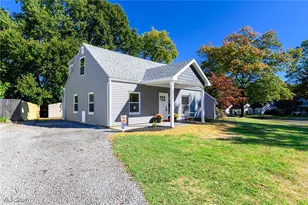 1916 Victoria St, Cuyahoga Falls, OH 44221 - Photo 1