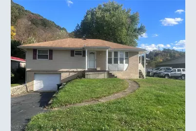 104 Mendenhall Street, Weirton, WV 26062 - Photo 1