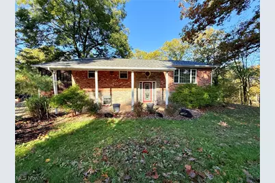 905 Ridgewood Boulevard, Belpre, OH 45714 - Photo 1