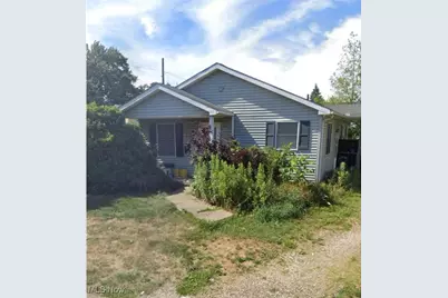 2005 17th Street NE, Canton, OH 44705 - Photo 1