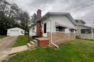 1855 W 17th Street SW, Akron, OH 44314 - Photo 1
