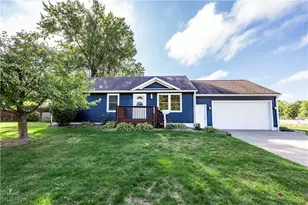 632 Thoreau Ave, Akron, OH 44306 - Photo 1