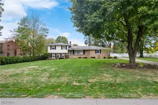 3885 Hugh St NW, Uniontown, OH 44685 - Photo 1