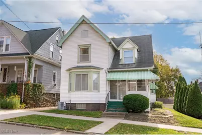 213 Chestnut Avenue NE, Massillon, OH 44646 - Photo 1