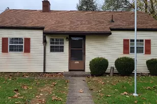 715 Devola St, Marietta, OH 45750 - Photo 1