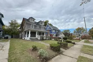 1492 E 107th St, Loveland, OH 44106 - Photo 1