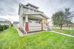 16717 Valleyview Ave, Loveland, OH 44135 - Photo 1