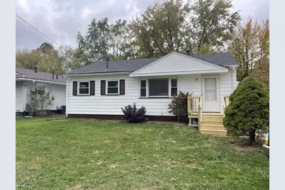 2824 Linda Drive, Warren, OH 44485 - Photo 1