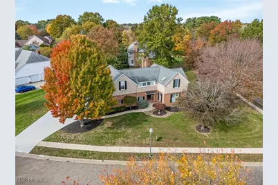 5017 Nobles Pond Drive NW, Canton, OH 44718 - Photo 1