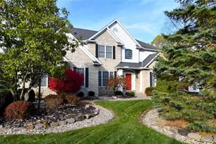 6285 Williams Dr, Grandview Heights, OH 44147 - Photo 1