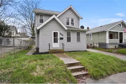 568 Stanton Avenue, Akron, OH 44301 - Photo 1