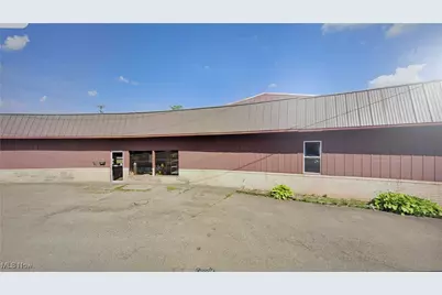919 Woodlawn, Cambridge, OH 43725 - Photo 1