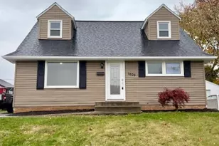 1609 35th St NE, Canton, OH 44714 - Photo 1