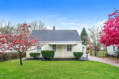 2806 33rd Street NE, Canton, OH 44705 - Photo 1