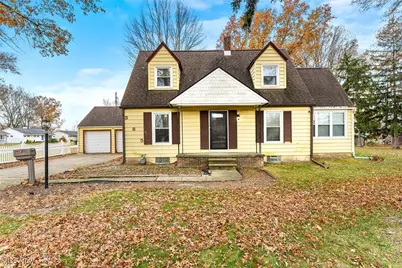 385 Hilliard Road, Elyria, OH 44035 - Photo 1