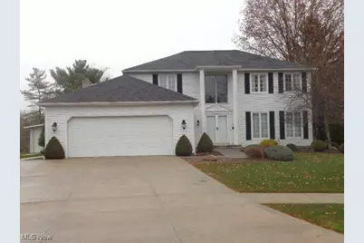 7401 Lincolnshire Lane, Parma, OH 44134 - Photo 1
