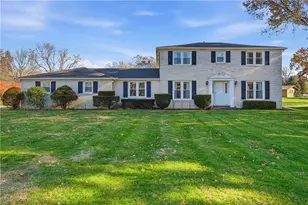 2955 Chaucer Dr NE, Canton, OH 44721 - Photo 1