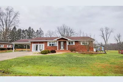 171 Veto Circle, Belpre, OH 45714 - Photo 1